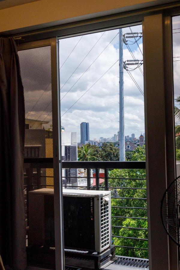 מנילה 5880 Enriquez Residences מראה חיצוני תמונה