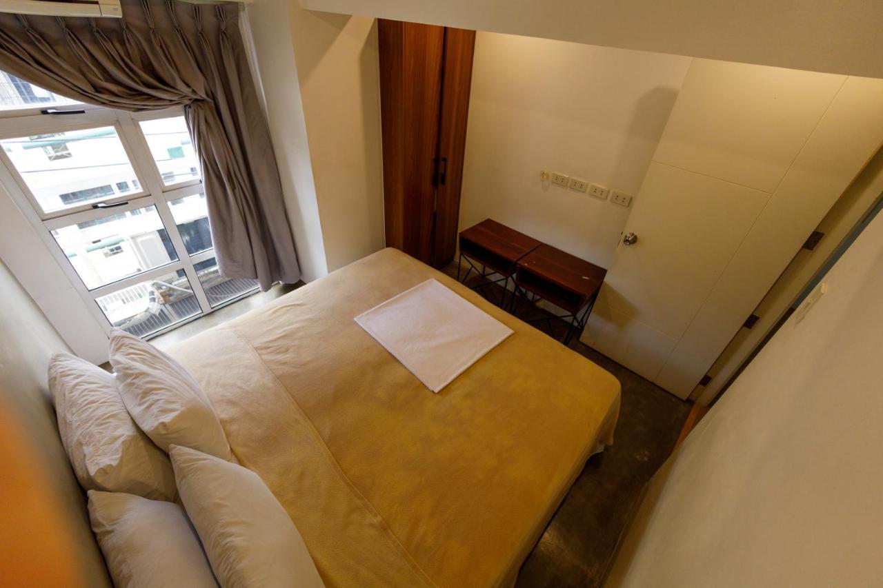 מנילה 5880 Enriquez Residences מראה חיצוני תמונה