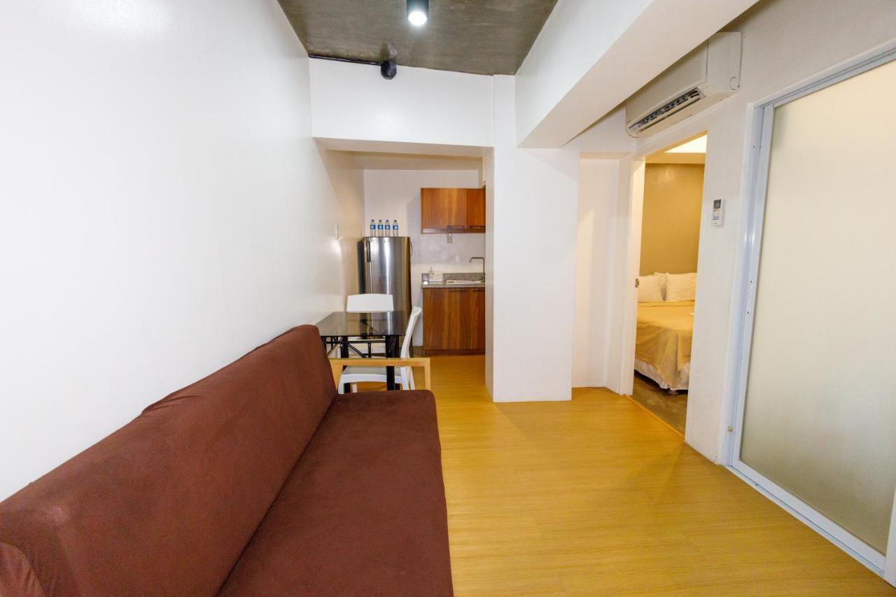 מנילה 5880 Enriquez Residences מראה חיצוני תמונה
