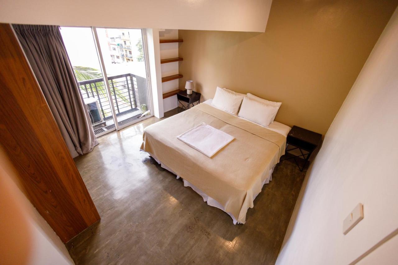 מנילה 5880 Enriquez Residences מראה חיצוני תמונה