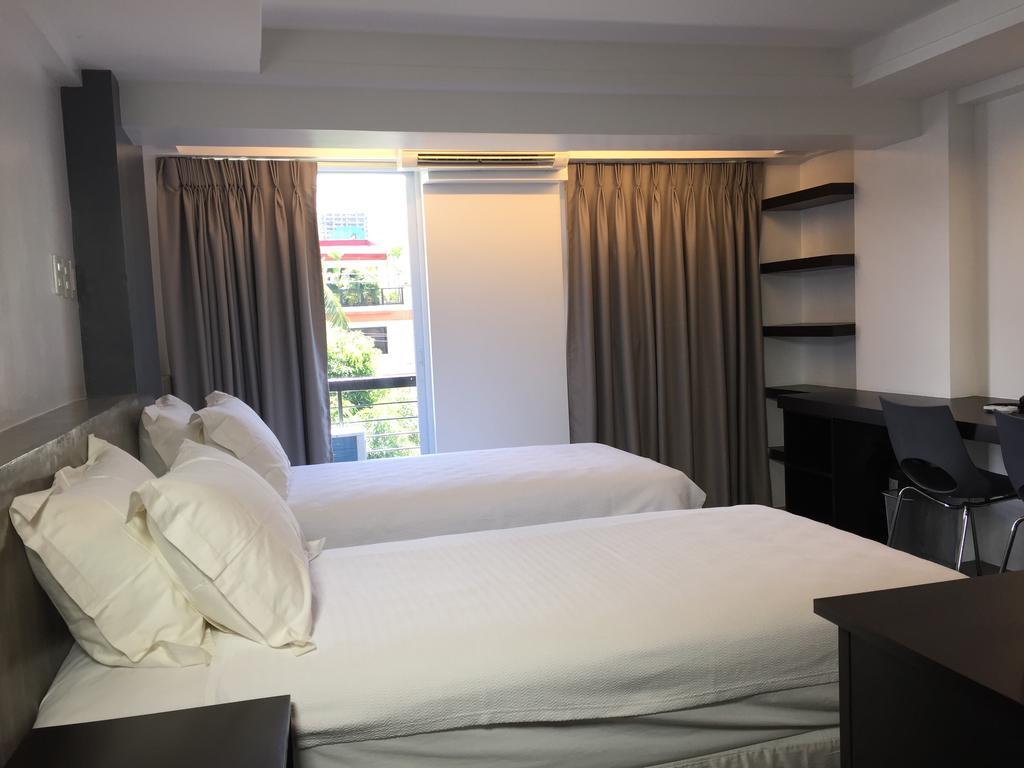 מנילה 5880 Enriquez Residences מראה חיצוני תמונה